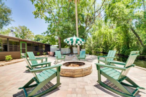 Chateau Relaxo Homosassa Riverfront Cottage!